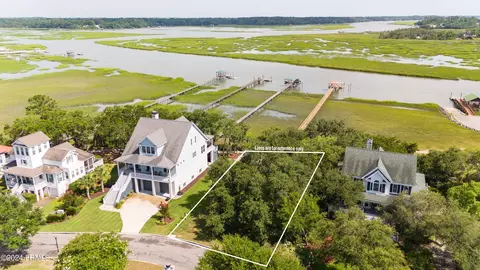 29 Petigru Dr, Beaufort, SC 29902
