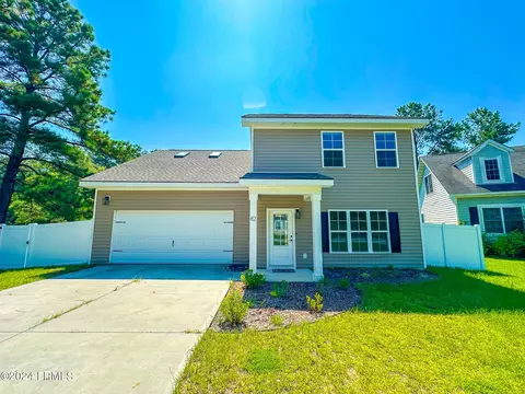 82 Heritage Place Dr, Hardeeville, SC 29927