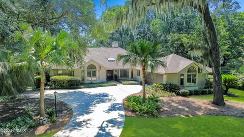 36 Knollwood Dr, Hilton Head Island, SC 29926