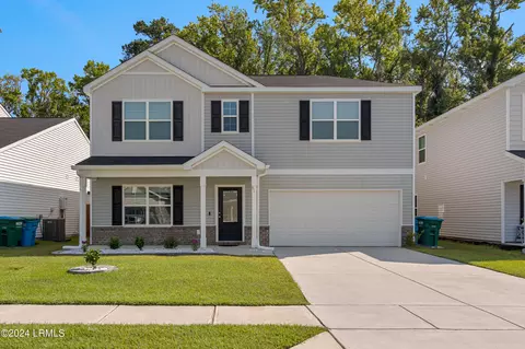 41 Chinquapin St, Beaufort, SC 29906