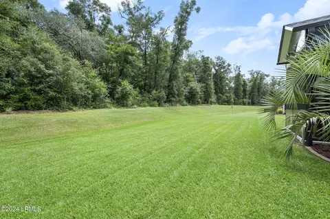 Exterior - 41 Heathrow Ave, Bluffton, SC 29910 photo 6 of 10