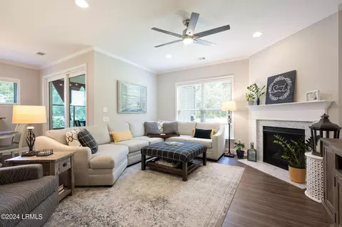 Living - 41 Heathrow Ave, Bluffton, SC 29910 photo 2 of 3