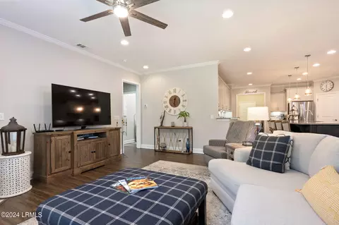 Living - 41 Heathrow Ave, Bluffton, SC 29910 photo 3 of 3