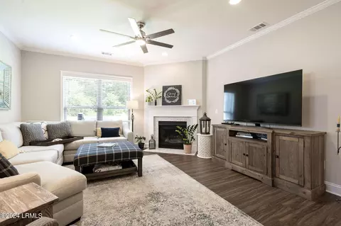 Living - 41 Heathrow Ave, Bluffton, SC 29910 photo 1 of 3