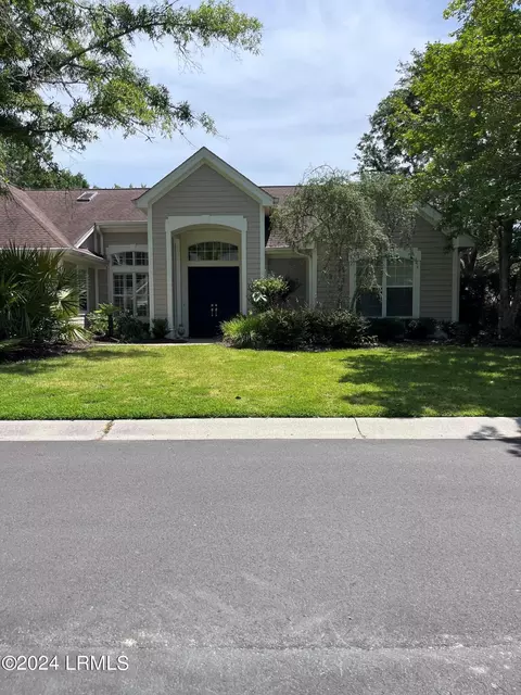 2 Lake Somerset Cir, Bluffton, SC 29909