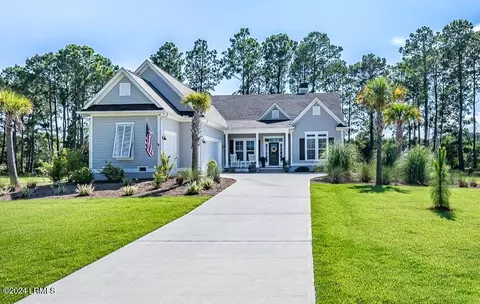 128 Dataw Dr, Saint Helena Island, SC 29920