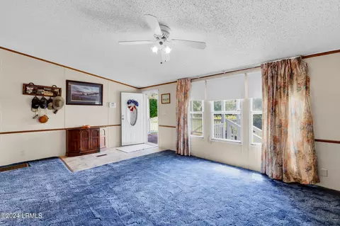 125 Ebert Ln, Round O, SC 29474 photo 8