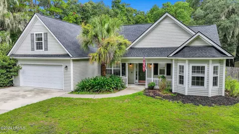 21 Meagan Dr, Beaufort, SC 29907