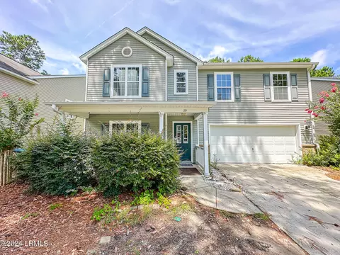 29 Shadow Moss Dr, Beaufort, SC 29906