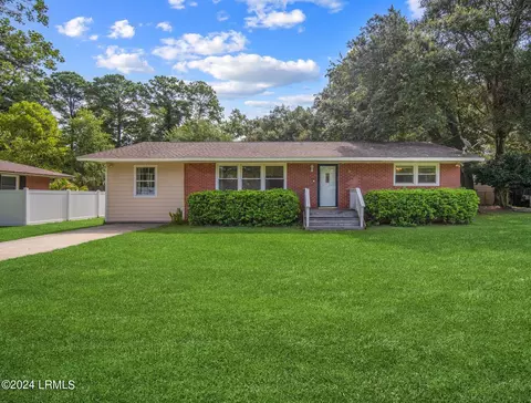 905 Mcteer Cir, Beaufort, SC 29902