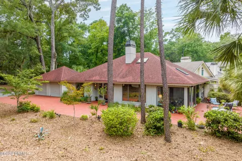 395 Bb Sams Dr, Saint Helena Island, SC 29920