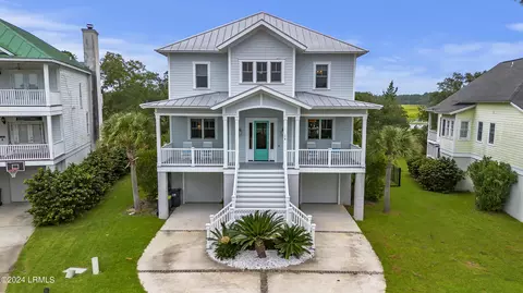 114 Patrick Dr, Beaufort, SC 29902