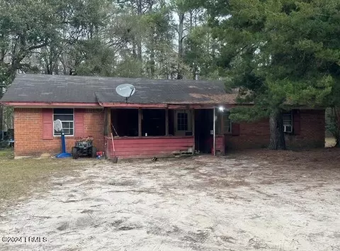 95 Fox Ln, Ridgeland, SC 29936