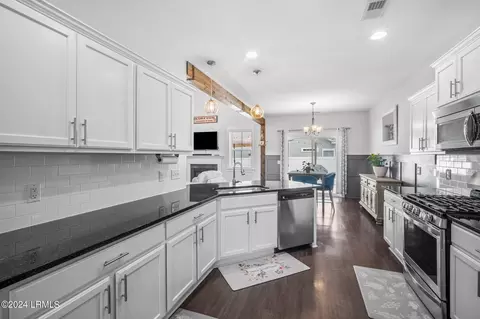 82 Wyndham Dr, Bluffton, SC 29910 photo 17