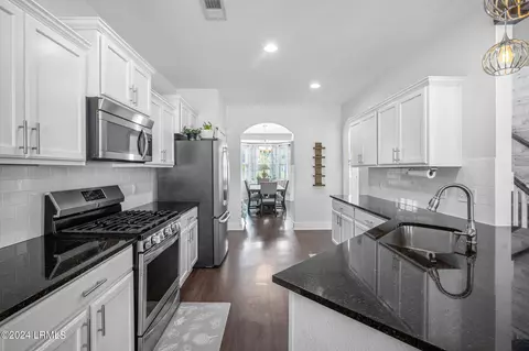 82 Wyndham Dr, Bluffton, SC 29910 photo 19