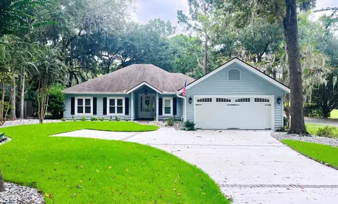 2 Wood Eden Ln, Bluffton, SC 29910
