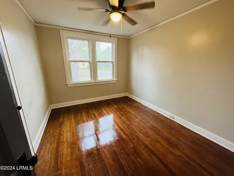 Bedroom - 405 Shaw Dr, Hampton, SC 29924 photo 4 of 4