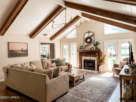 4 Greenwood Ct, Bluffton, SC 29910