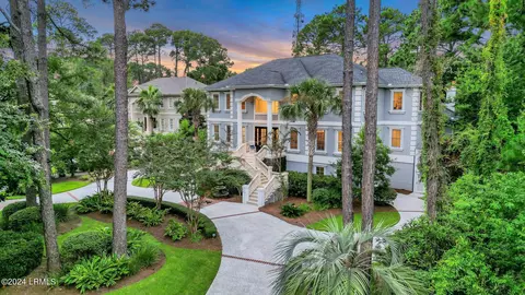 52 Wicklow Dr, Hilton Head Island, SC 29928