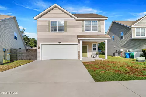 120 Glory Rd, Beaufort, SC 29906