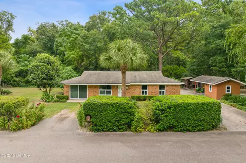 30 Elizabeth Rd, Hilton Head Island, SC 29926