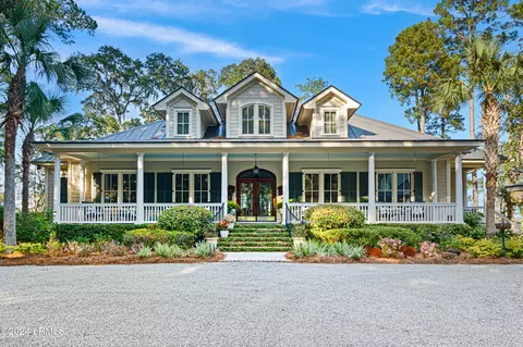 22 Dolphin Ln, Okatie, SC 29909