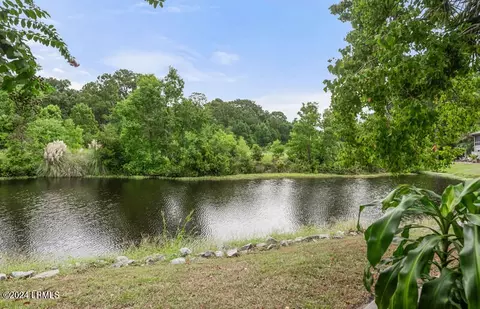 7 Marsh Harbor Dr #C, Lady's Island, SC 29907