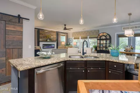 Kitchen - 91 Shell Hall Way, Bluffton, SC 29910 photo 4 of 5