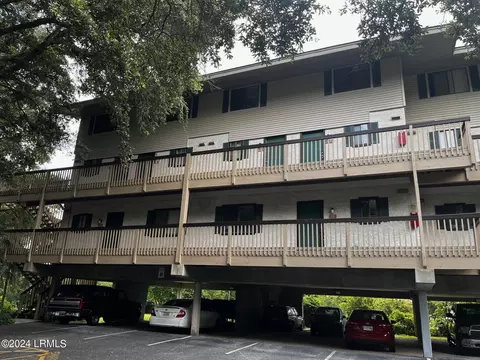 156 Dillon Rd #122, Hilton Head Island, SC 29926