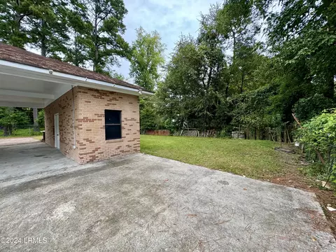 Exterior - 615 Lightsey Street Ext, Hampton, SC 29924 photo 1 of 2