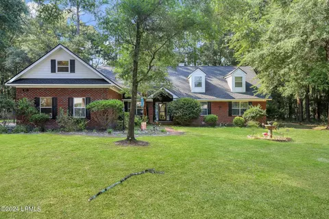 471 Wiley St, Ridgeland, SC 29936