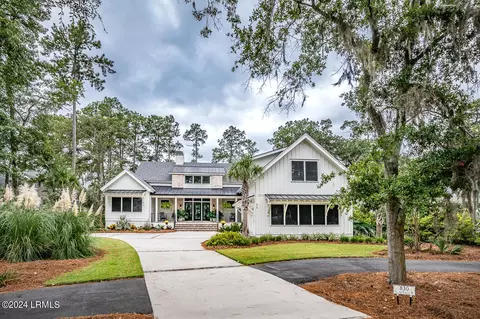 830 Island Cir W, Saint Helena Island, SC 29920