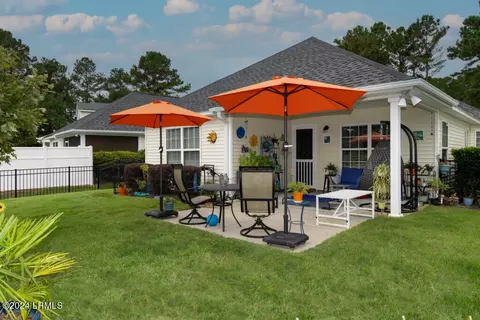 37 Pinecrest Way, Bluffton, SC 29910 photo 3