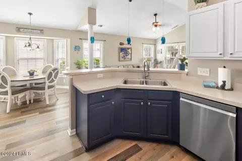 37 Pinecrest Way, Bluffton, SC 29910 photo 11