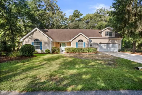 7 Westminster Pl, Beaufort, SC 29907