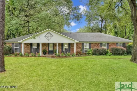 303 Kuwe Trl, Hinesville, GA 31313