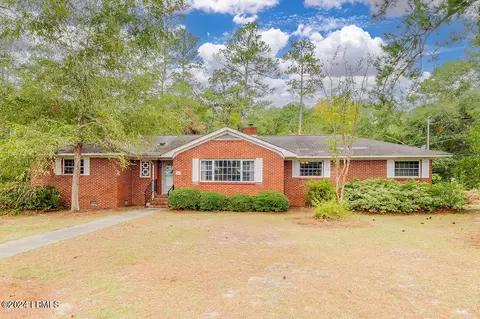 302 Cain St, Hampton, SC 29924