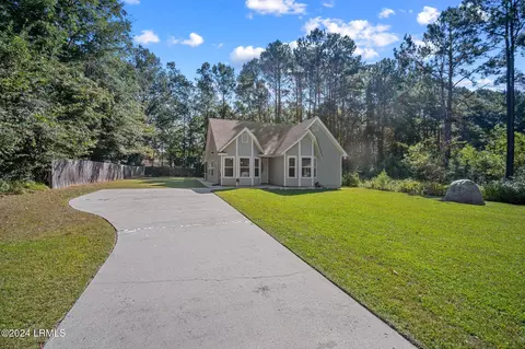 15 Burlington Land Rd, Beaufort, SC 29906