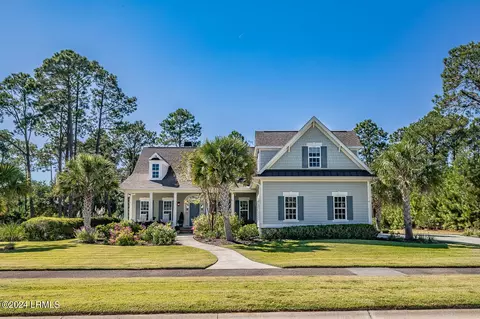 120 Dataw Dr, Saint Helena Island, SC 29920