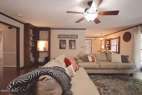 209 Harriett St, Hampton, SC 29924 photo 8