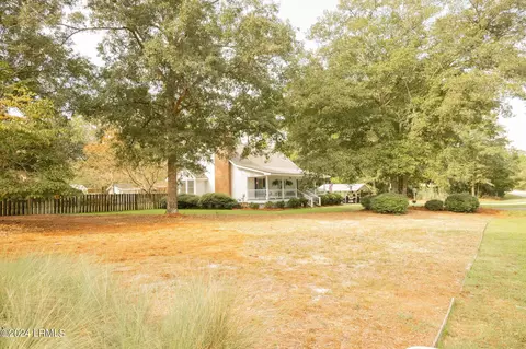 445 Chamblee Rd, Walterboro, SC 29488 photo 2