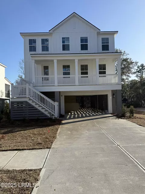 40 Middle Island St, Beaufort, SC 29907