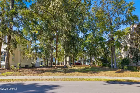 114 Pond, Beaufort, SC 29906