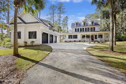 7 Winding Oak Ct, Okatie, SC 29909