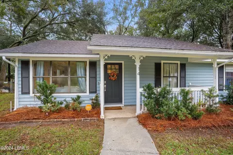 14 Sunny Pl, Beaufort, SC 29907