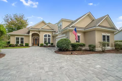 7 Dory Ct, Bluffton, SC 29909