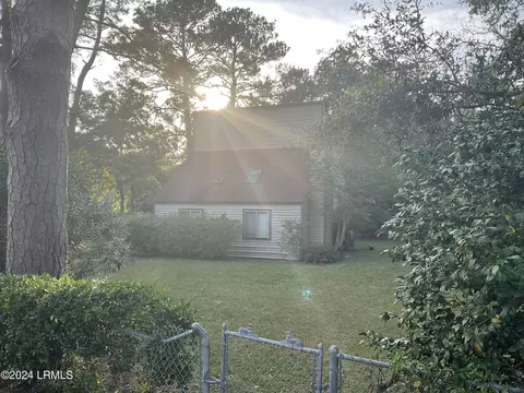414 Waight St, Beaufort, SC 29902