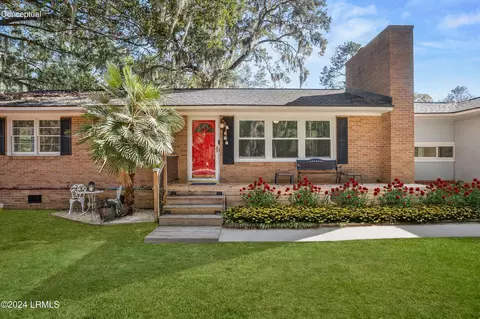 3008 Walnut St, Beaufort, SC 29906