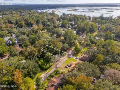 33 B Guerrard Ave, Bluffton, SC 29910