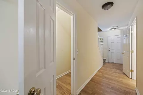 Entry Way - 305 Cross Rd, Bluffton, SC 29910 photo 4 of 10